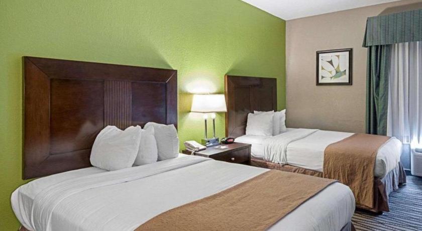 Quality Suites Sulphur Exteriör bild